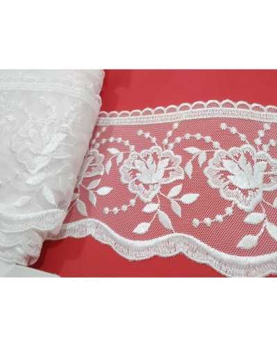 Tulle Dentelle Brodée Fleurs Festonnées Haut 11 Cm.