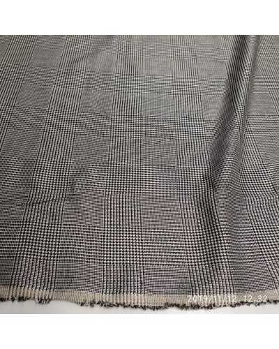 Scottish Prince Of Wales Pied De Poule Smooth Hand Fabric 150 Cm High