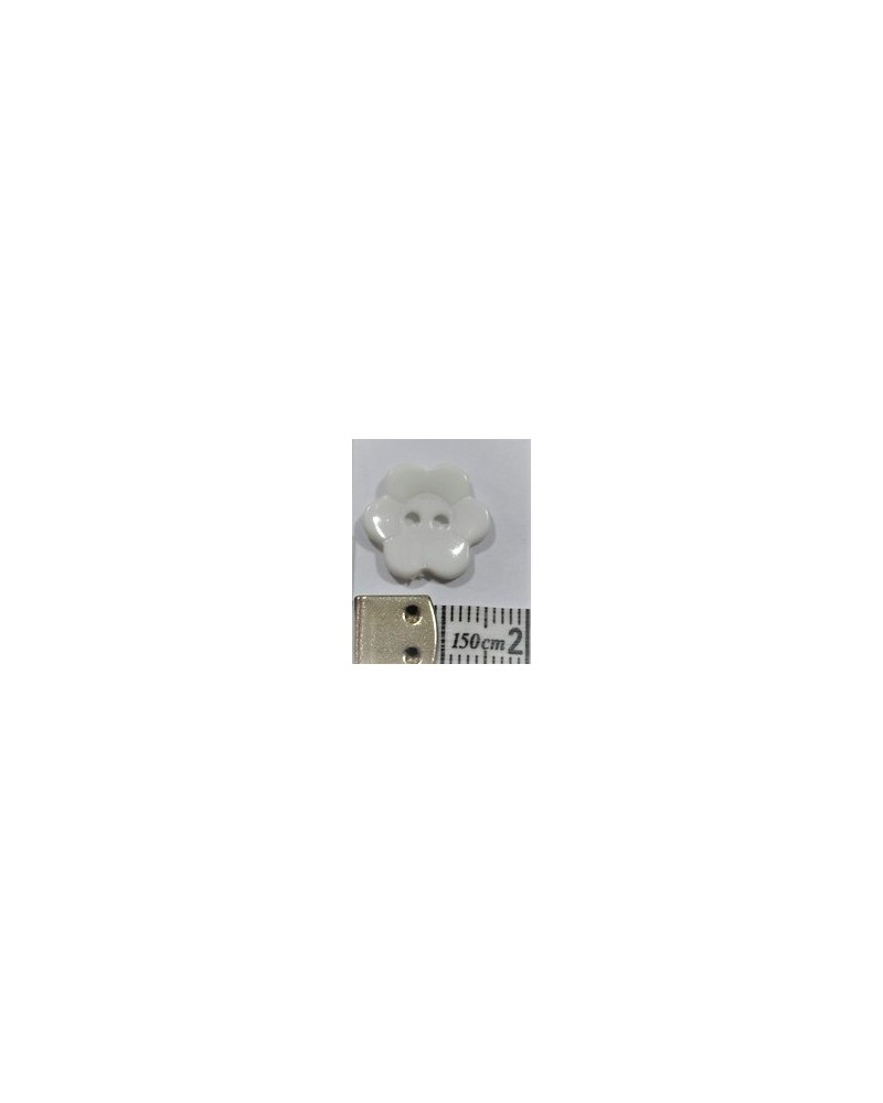 2 pieces Baby plastic flower buttons 15x15 mm