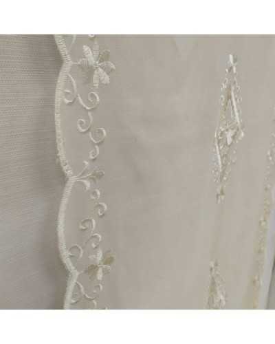 TELA DE CORTINA DE LINO CON MEDALLÓN DE MACRAMÉ FENCADO EN EL LADO DE 60 CM DE ALTO
