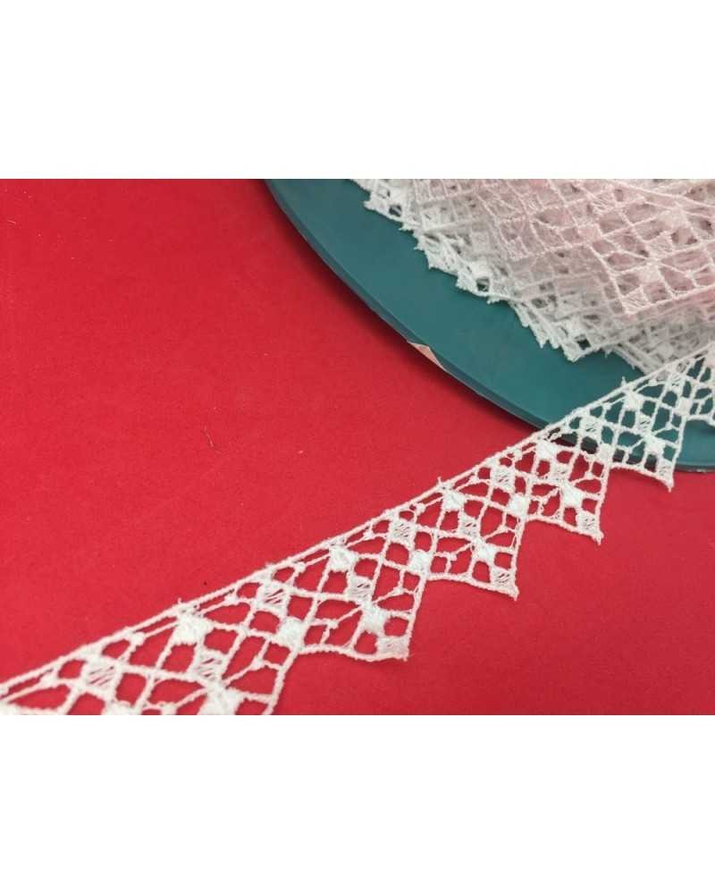 Passamaneria Merletto Pizzo Macramè Disegno Triangolo Alto 25 mm Bianco