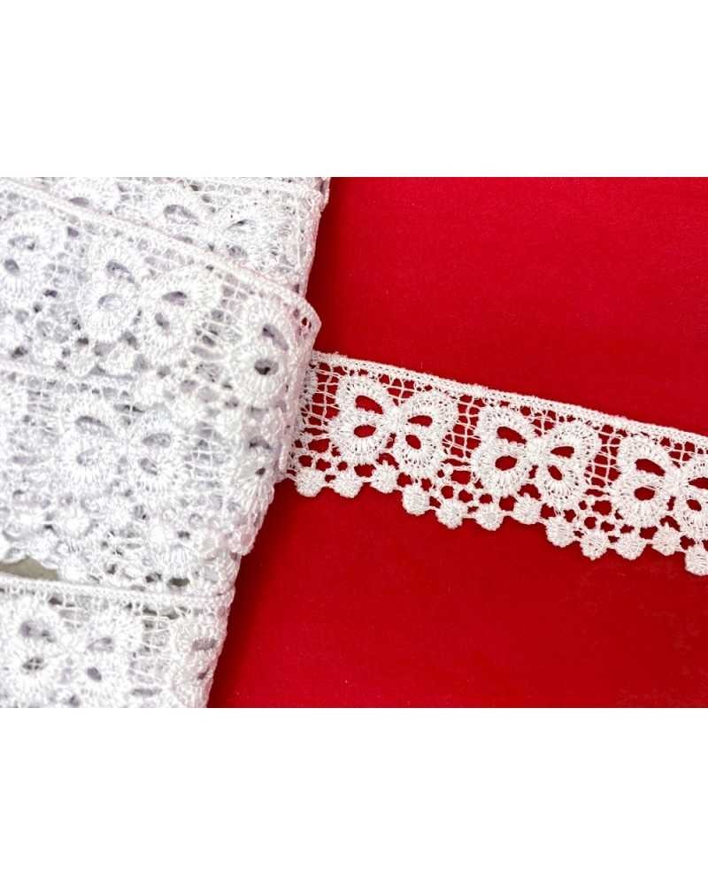 18,70 Mt Pizzo Macramè Fiocco Alto 3 cm