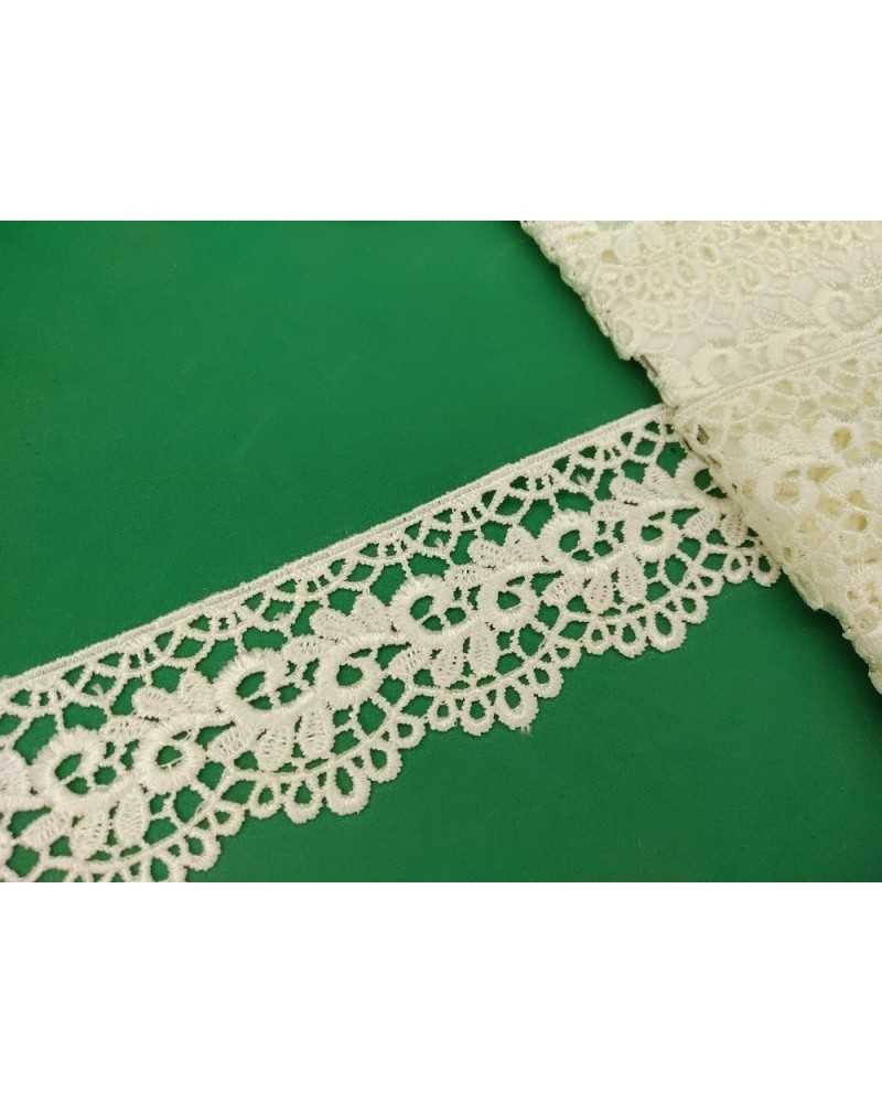Passamaneria Pizzo Macramè Panna Alto 4 Cm