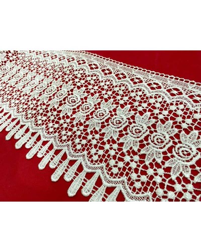 Passamaneria Pizzo Macramè Bianco Disegno Archi Fiore Smerlato Alto 20 Cm