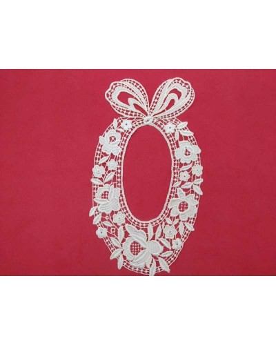 Applicazione Centrino Ovale Macramè Ricamo Fiore Fiocco Bianco Latte Cm 21x12