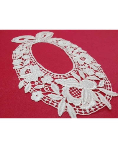 Applicazione Centrino Ovale Macramè Ricamo Fiore Fiocco Bianco Latte Cm 21x12