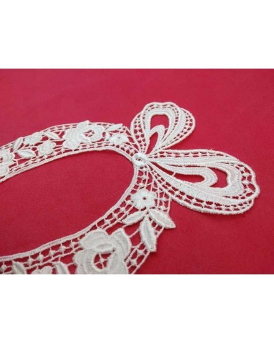 Applicazione Centrino Ovale Macramè Ricamo Fiore Fiocco Bianco Latte Cm 21x12