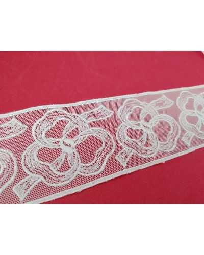 Embroidered tulle partition white flower design 5 cm high cut by 8 mt stok 