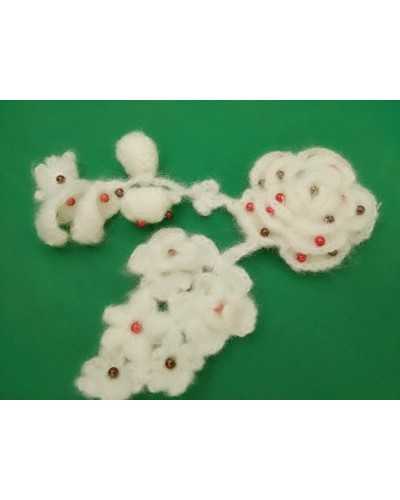 Application to sew in milky white wool plus beads 15x10 cm
