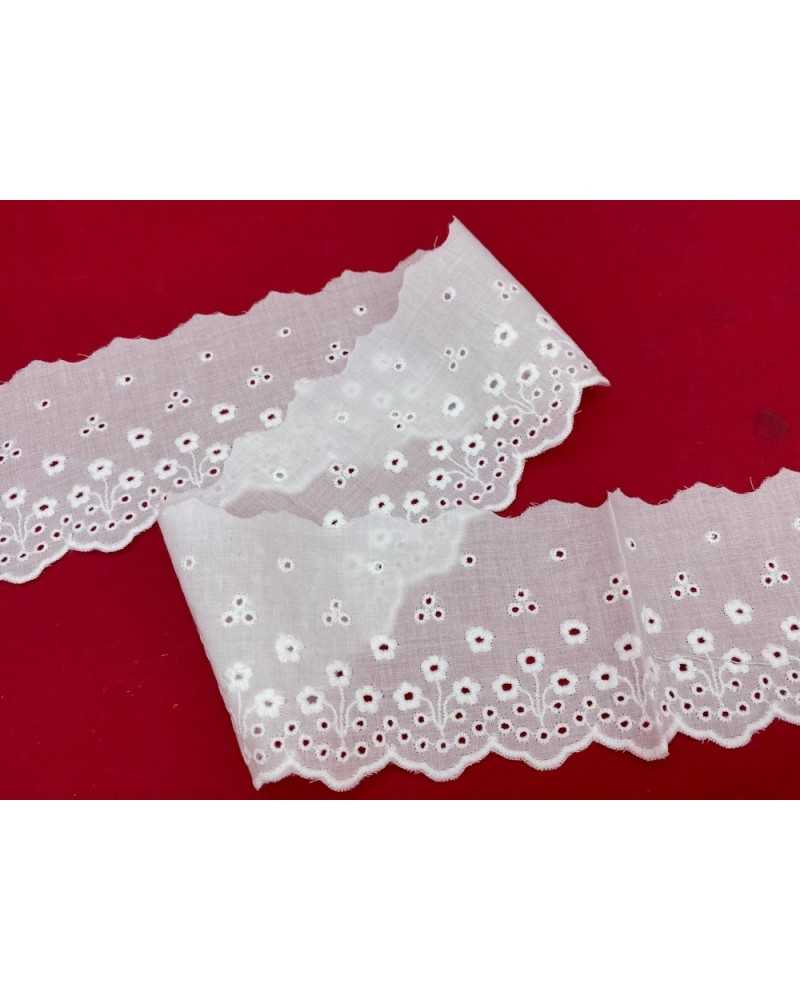 Passementerie Dentelle Sangallo Blanche Brodée Bouquet De Fleurs Pointe Festonnée Haut 7 Cm