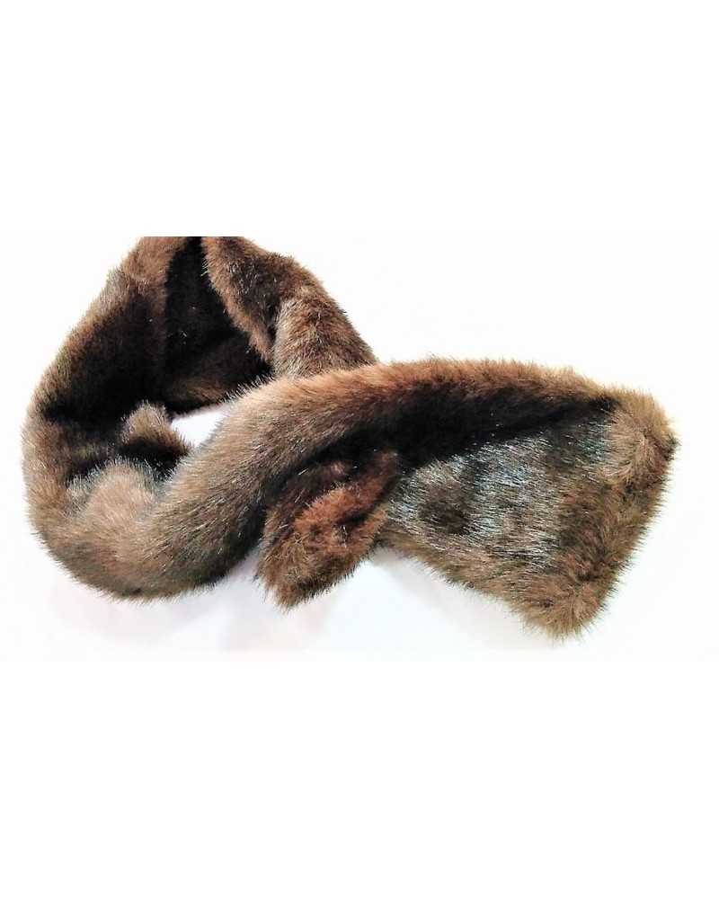 Faux fur scarf with hole to thread it 95x13 cm