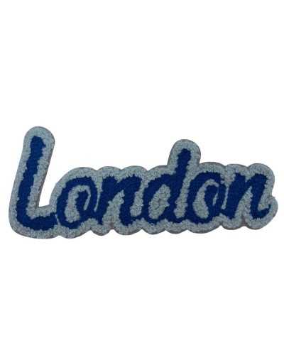 Thermo-adhesive marbet patch embroidered with london writing in gray and blue wool 145x60 mm