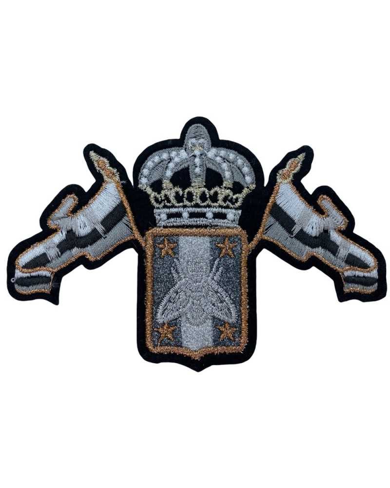Application Patch Ecusson Thermocollant Broderie Blason Couronne Drapeaux Fil Métallique 12x8 Cm