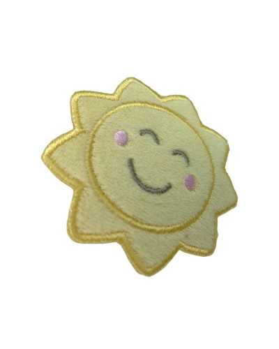 Application Soleil Etoile Jaune Velours Joues Broderie Souriante 6x6 Cm