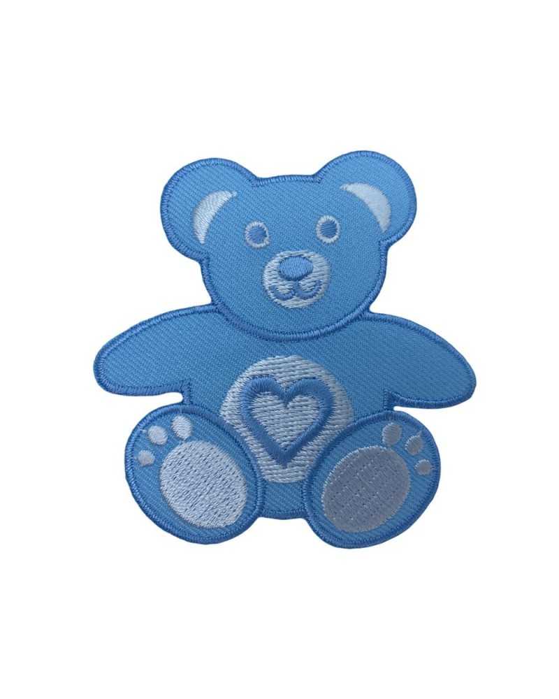 Anwendung Aufnäher zum Aufbügeln, weiße Stickerei, Herz, Bär, hellblauer Stoff, 7 cm hoch