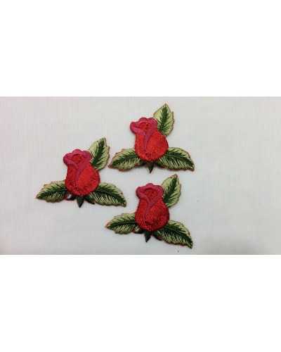 Thermoadhäsiver Applikationspatch Marbet Stickerei Rote Rosenknospenblätter 5x4 cm