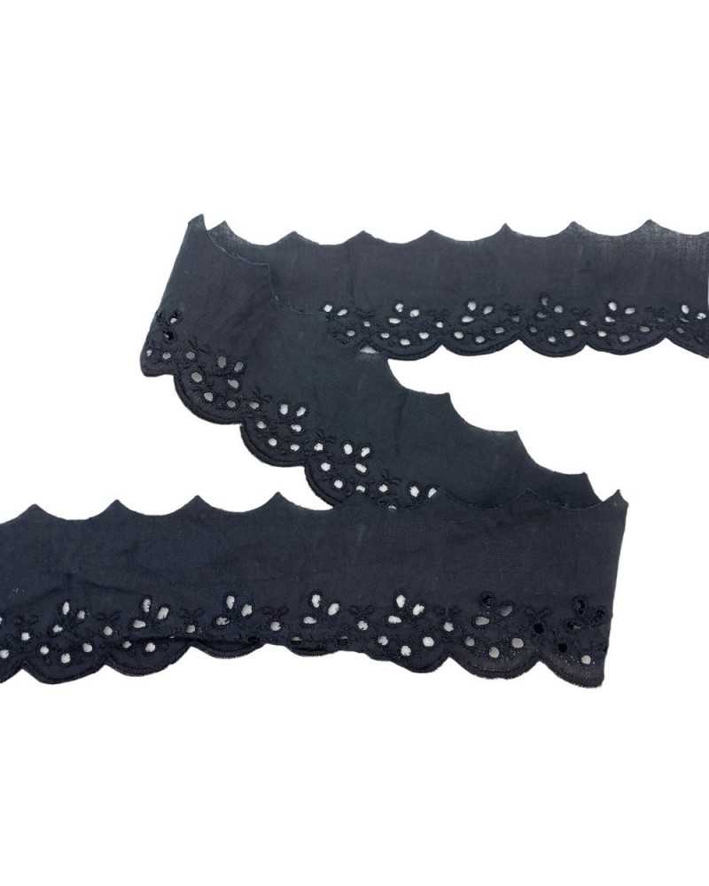 Broderie anglaise lace perforated lace flower 5.5 cm high