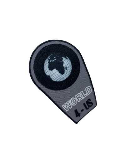 Graue thermoklebende Applikation, schwarze Stickerei, Mondo World 4-US, 75 x 45 mm