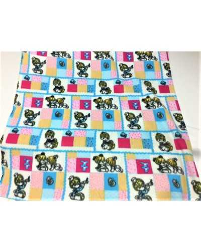 Tissu polaire imprimé anti-boulochage pour enfants jouant au patchwork fond blanc 150 cm de haut