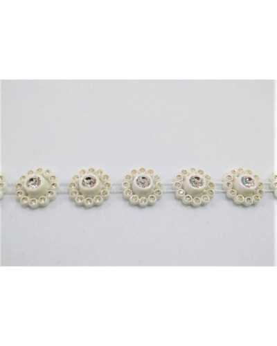 50 cm Passementerie strass modèle fleur blanche en plastique à coudre rond de 15 mm de haut