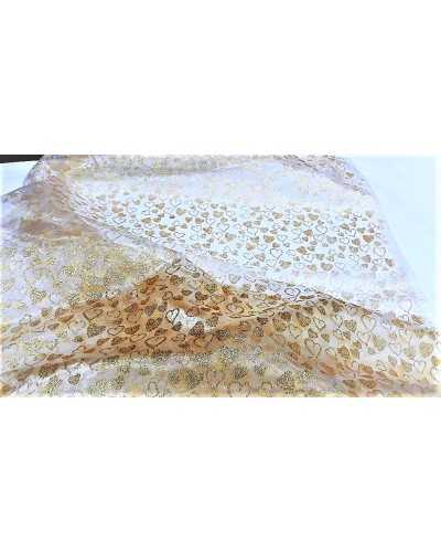 Tela base de organza blanca con corazones dorados llenos y vacíos de 150 cm de altura