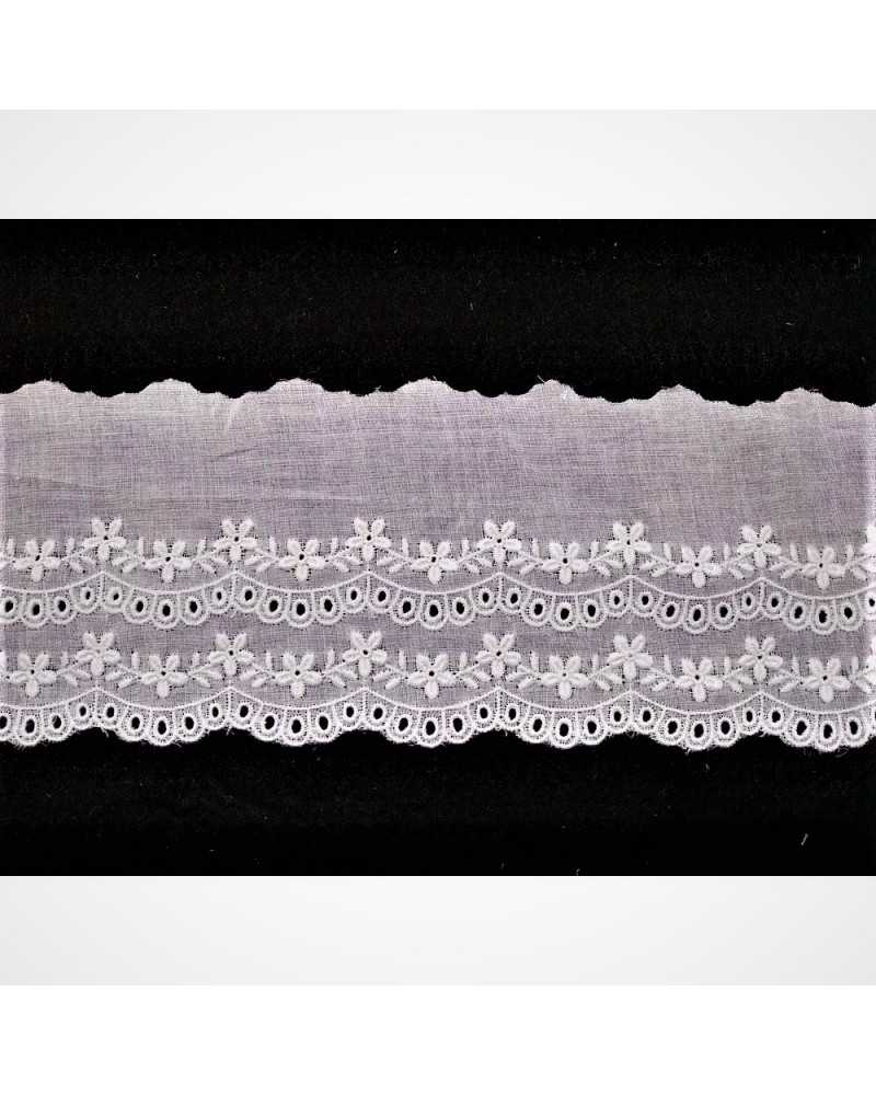 Trimmings in white batistate san gallo lace, small flowers design, scalloped tip, embroidery height 45 mm