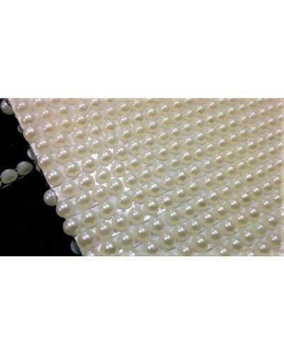Pasamanería termoadhesiva media perla en resina blanca lechosa de 5 mm de altura